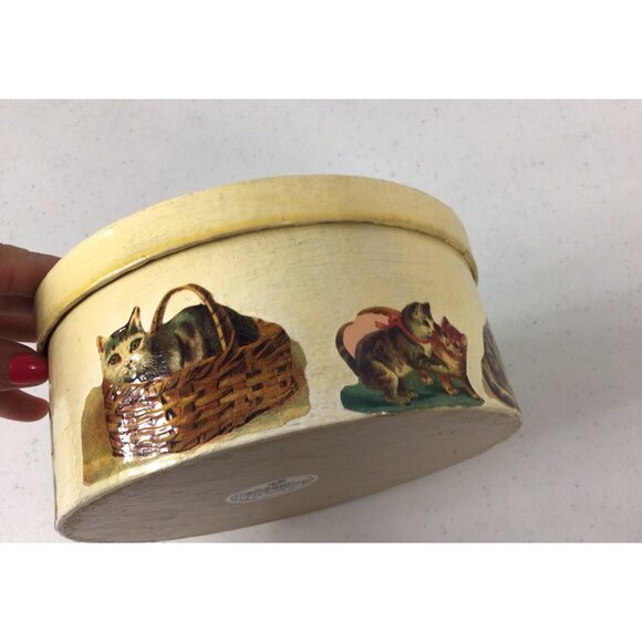 Vintage Victorian Cat Keepsake Treasure Box - Picture 5 of 9